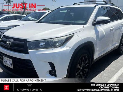 2019 Toyota Highlander SE