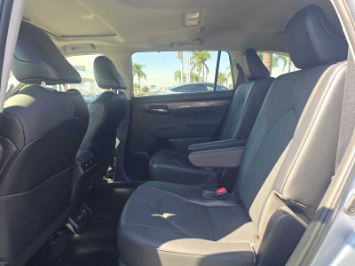 2023 Toyota Highlander Hybrid Limited