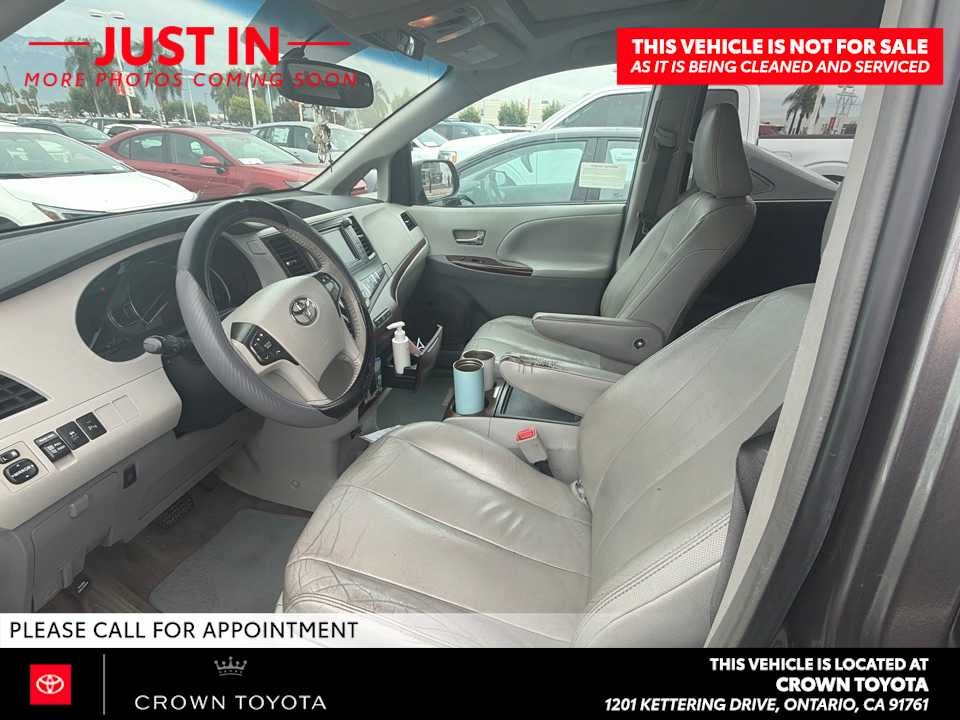 2013 Toyota Sienna XLE