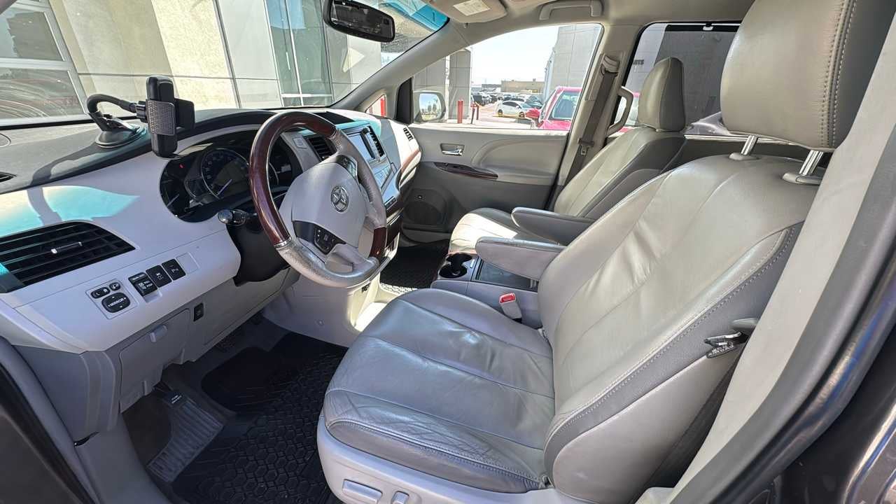 2012 Toyota Sienna Ltd