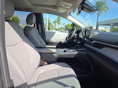 2025 Toyota Sienna XLE