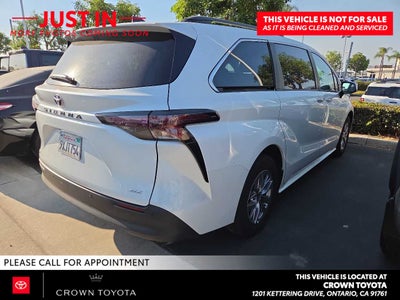 2026 Toyota Sienna XLE