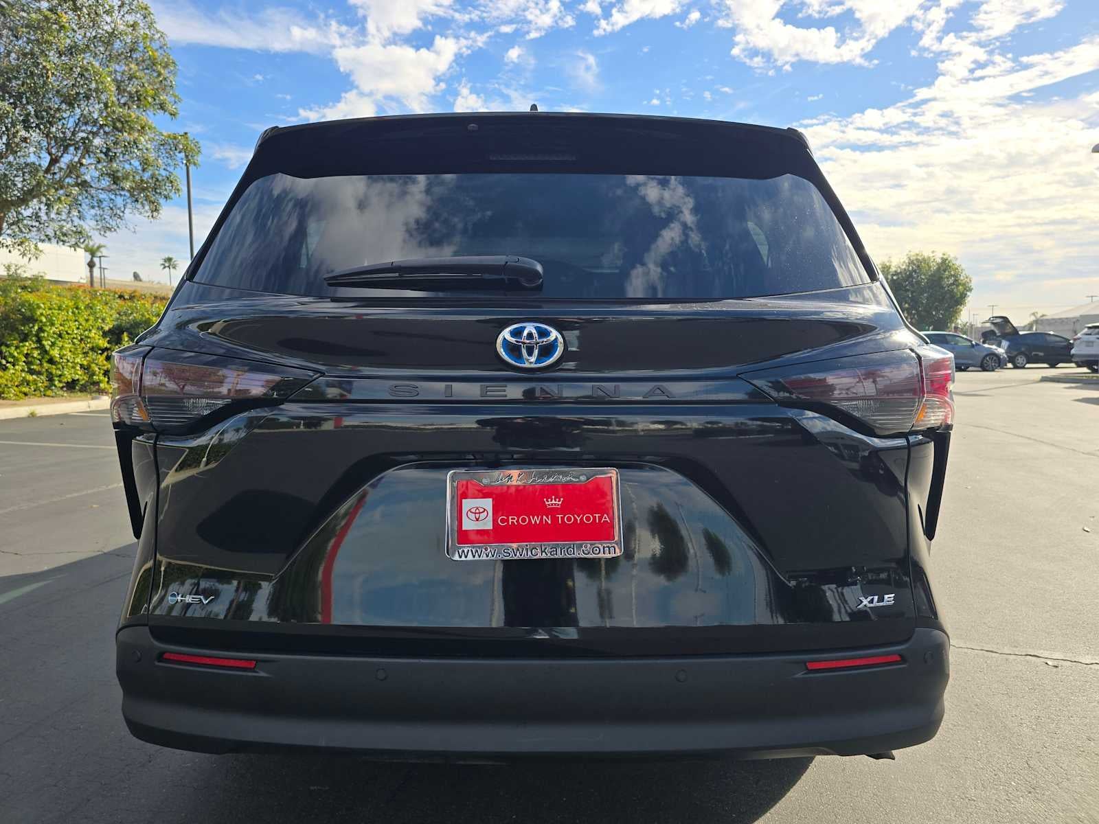 2025 Toyota Sienna XLE