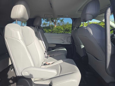 2025 Toyota Sienna XLE