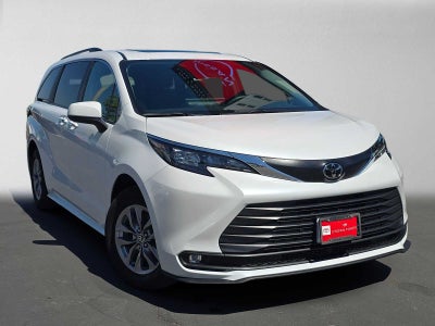 2026 Toyota Sienna XLE