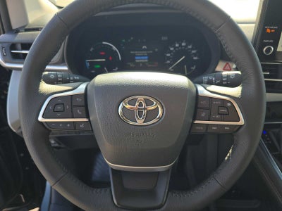 2026 Toyota Sienna XLE