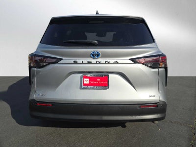 2025 Toyota Sienna XLE