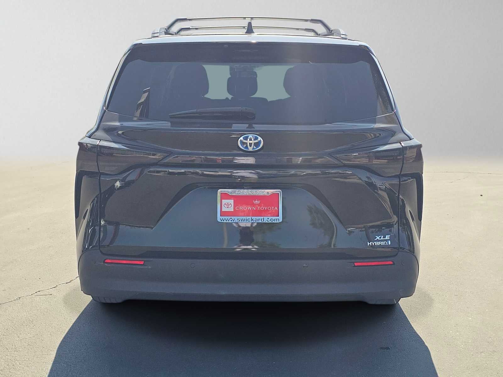 2023 Toyota Sienna XLE