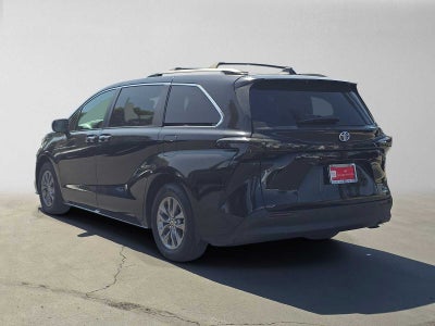 2023 Toyota Sienna XLE