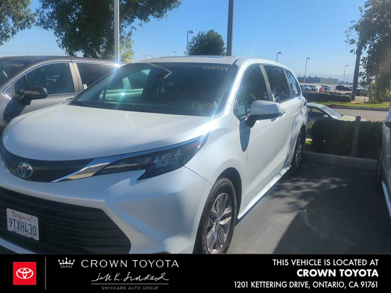 2025 Toyota Sienna XLE