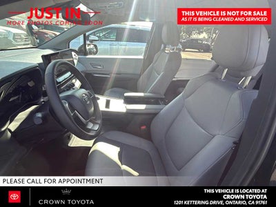 2026 Toyota Sienna XLE