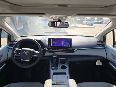 2026 Toyota Sienna XLE