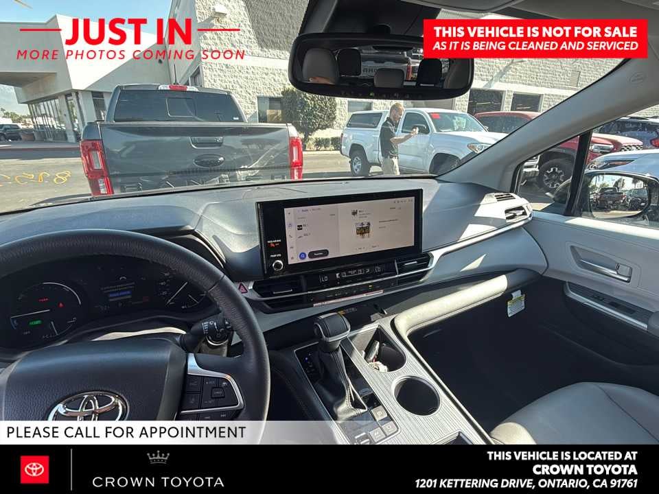 2026 Toyota Sienna XLE
