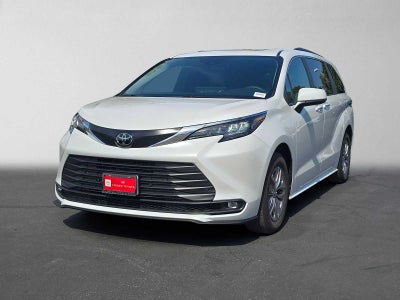 2026 Toyota Sienna XLE
