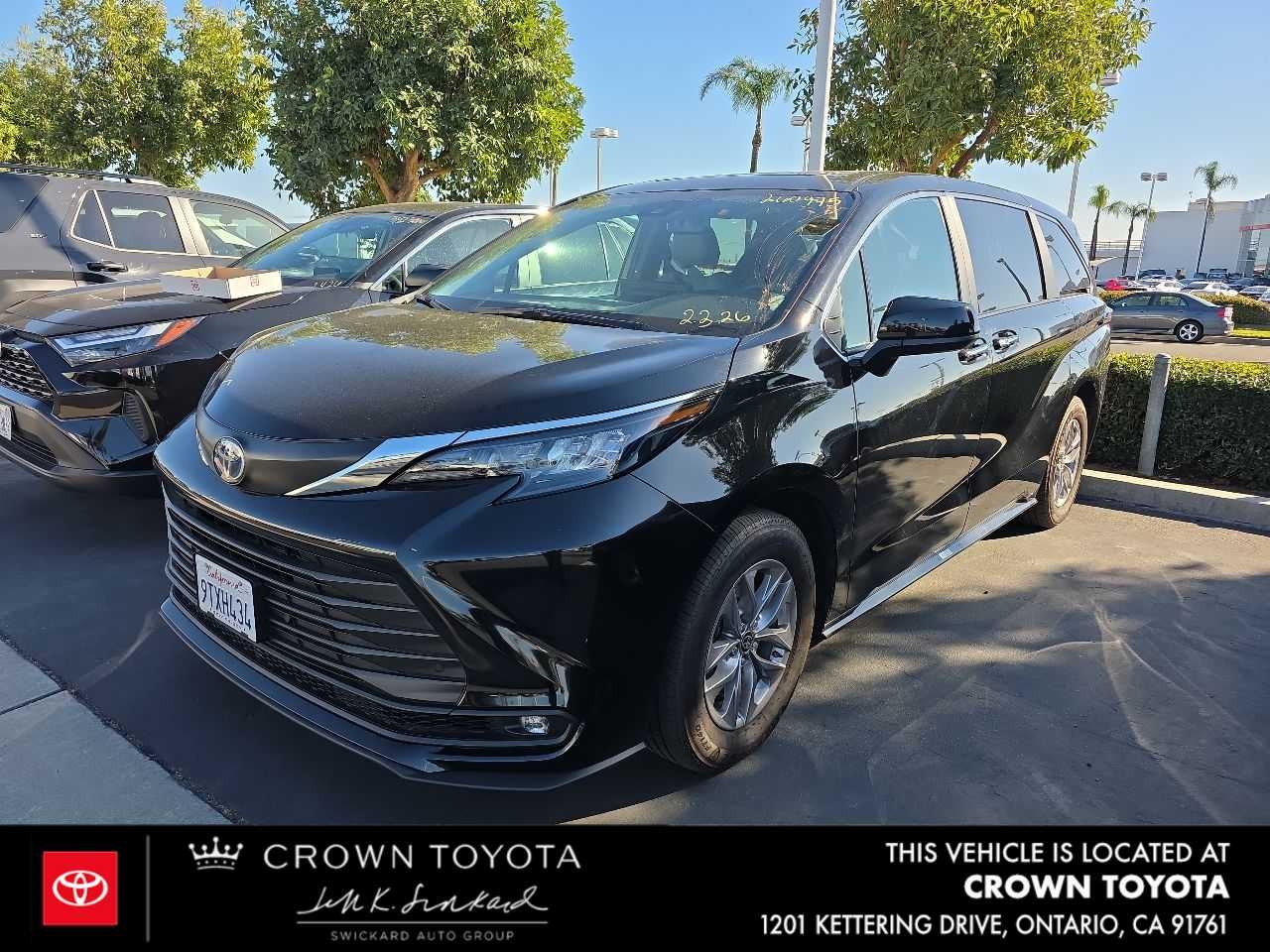 2025 Toyota Sienna XLE