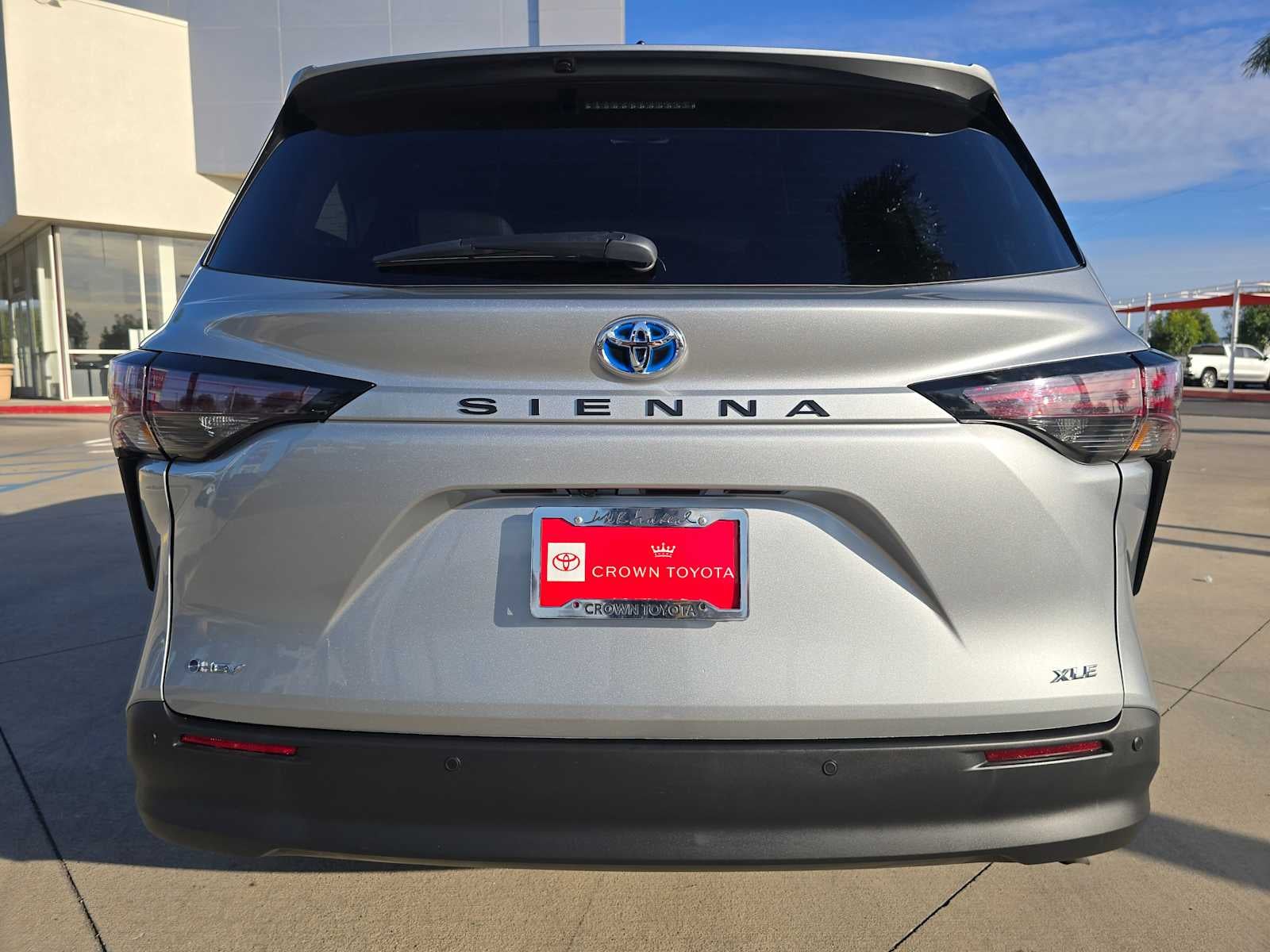 2025 Toyota Sienna XLE
