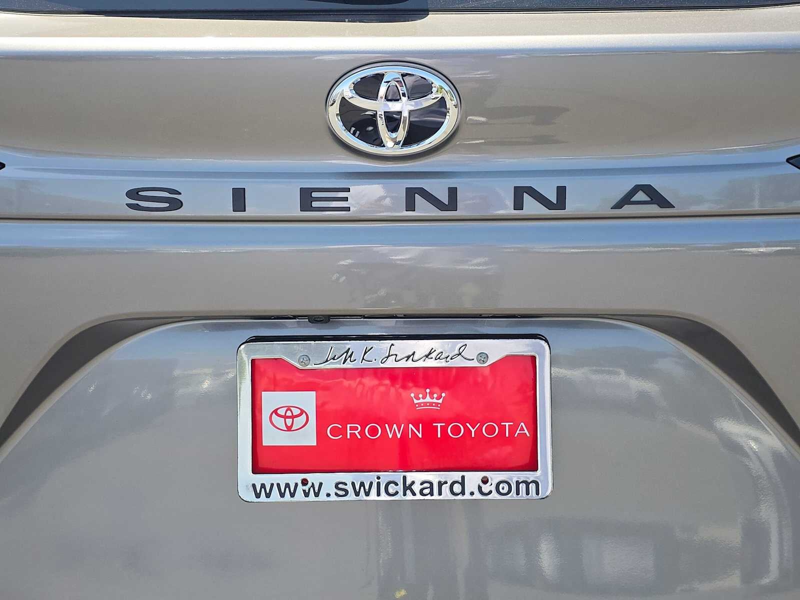 2026 Toyota Sienna XLE