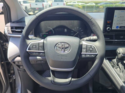 2026 Toyota Sienna XLE
