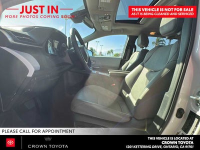2025 Toyota Sienna XLE