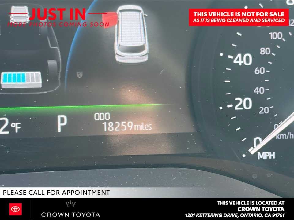 2025 Toyota Sienna XLE