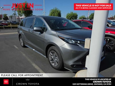 2026 Toyota Sienna XLE