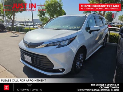 2026 Toyota Sienna XLE
