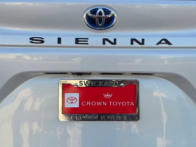 2023 Toyota Sienna XLE