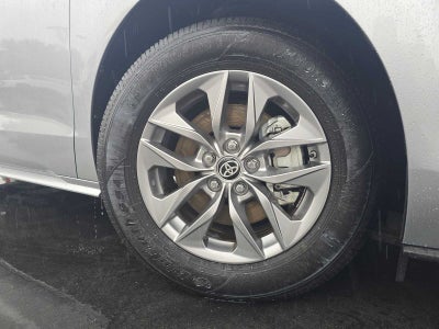 2025 Toyota Sienna XLE