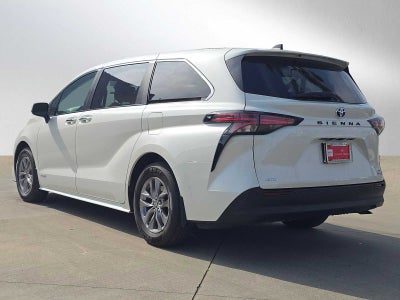 2021 Toyota Sienna XLE