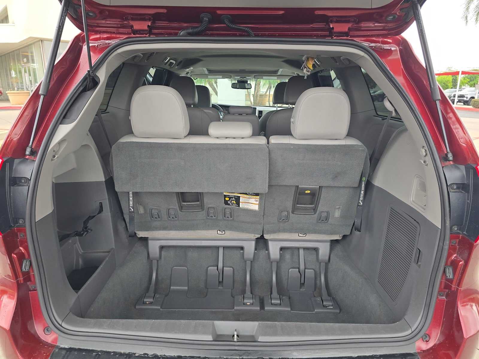 2019 Toyota Sienna XLE