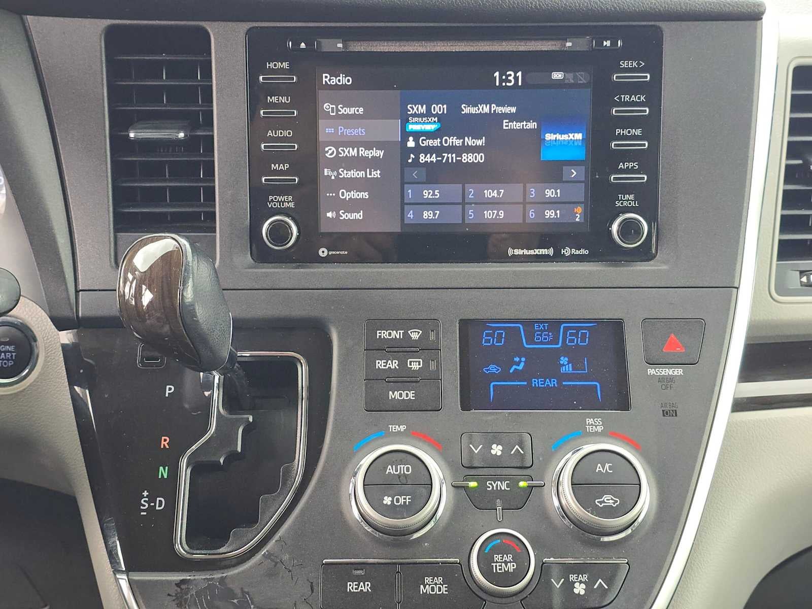 2019 Toyota Sienna XLE