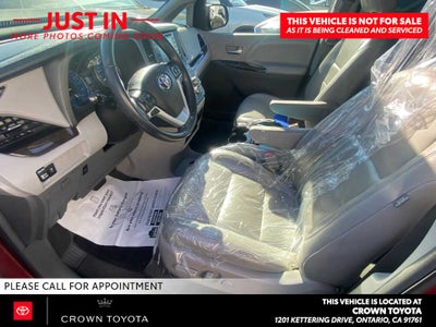 2019 Toyota Sienna XLE