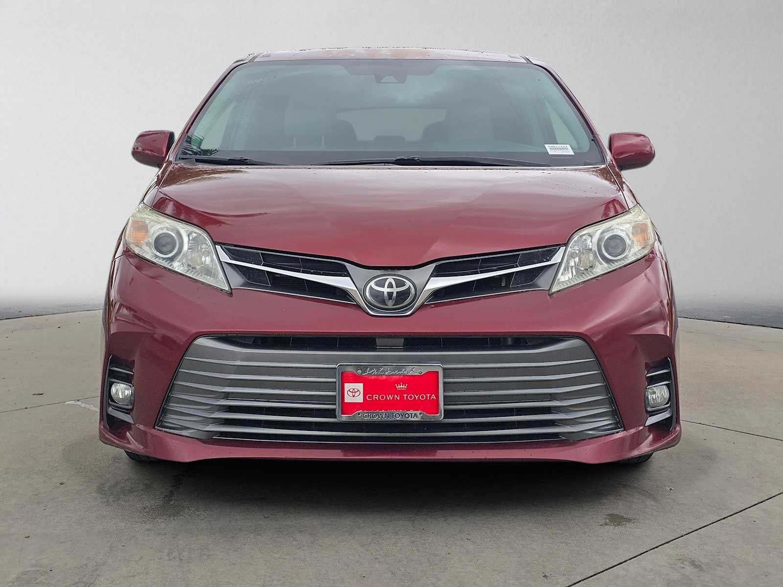 2019 Toyota Sienna XLE