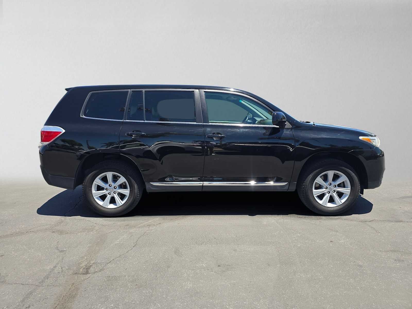 2012 Toyota Highlander Base