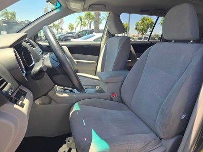 2012 Toyota Highlander Base