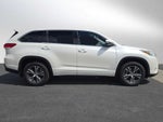 2017 Toyota Highlander LE