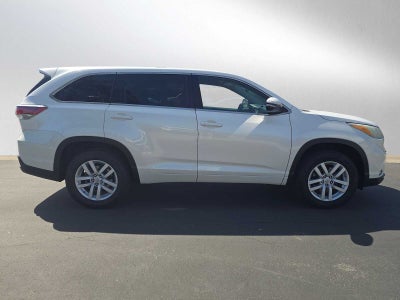 2015 Toyota Highlander LE