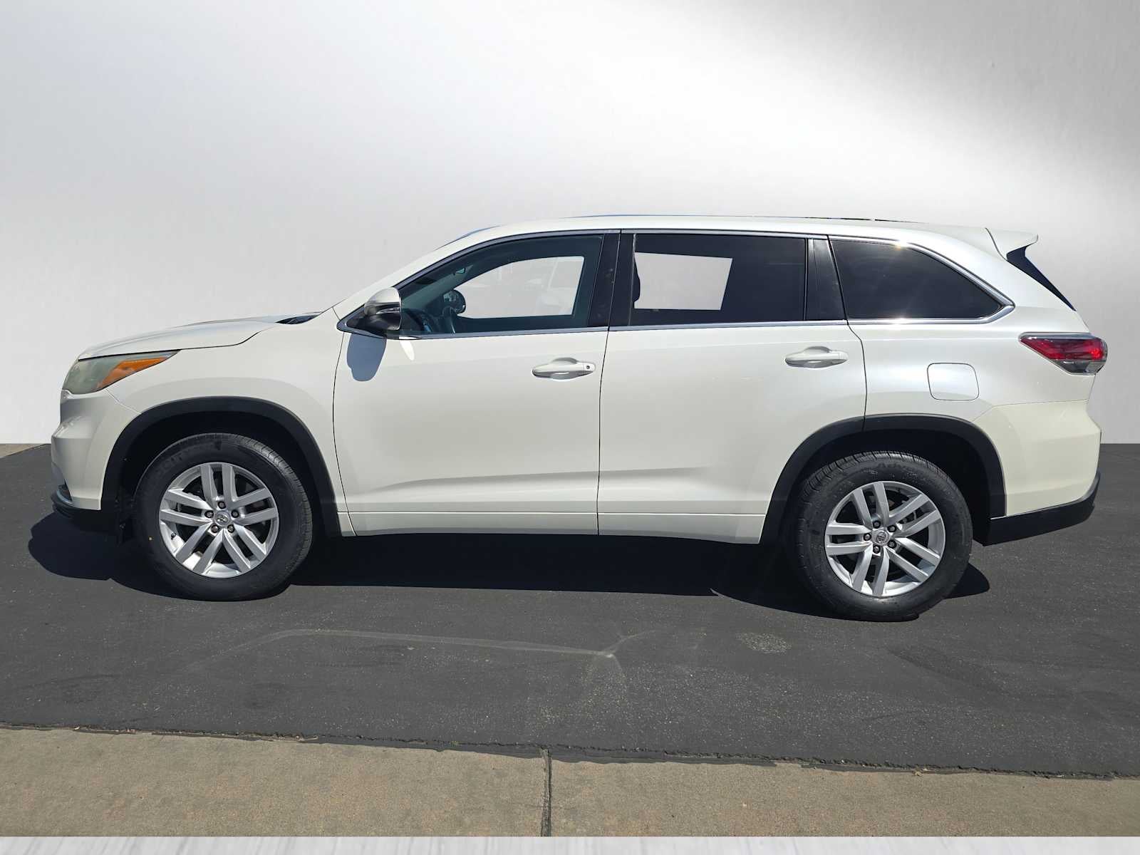 2015 Toyota Highlander LE