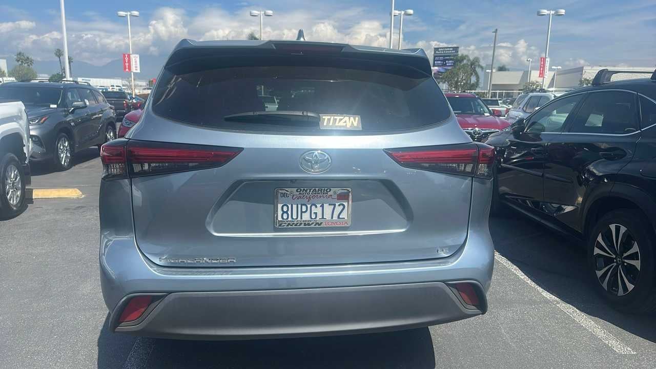 2021 Toyota Highlander LE