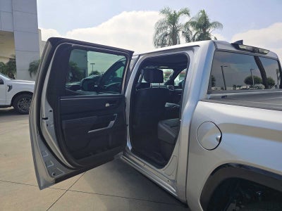 2022 Toyota Tundra Platinum