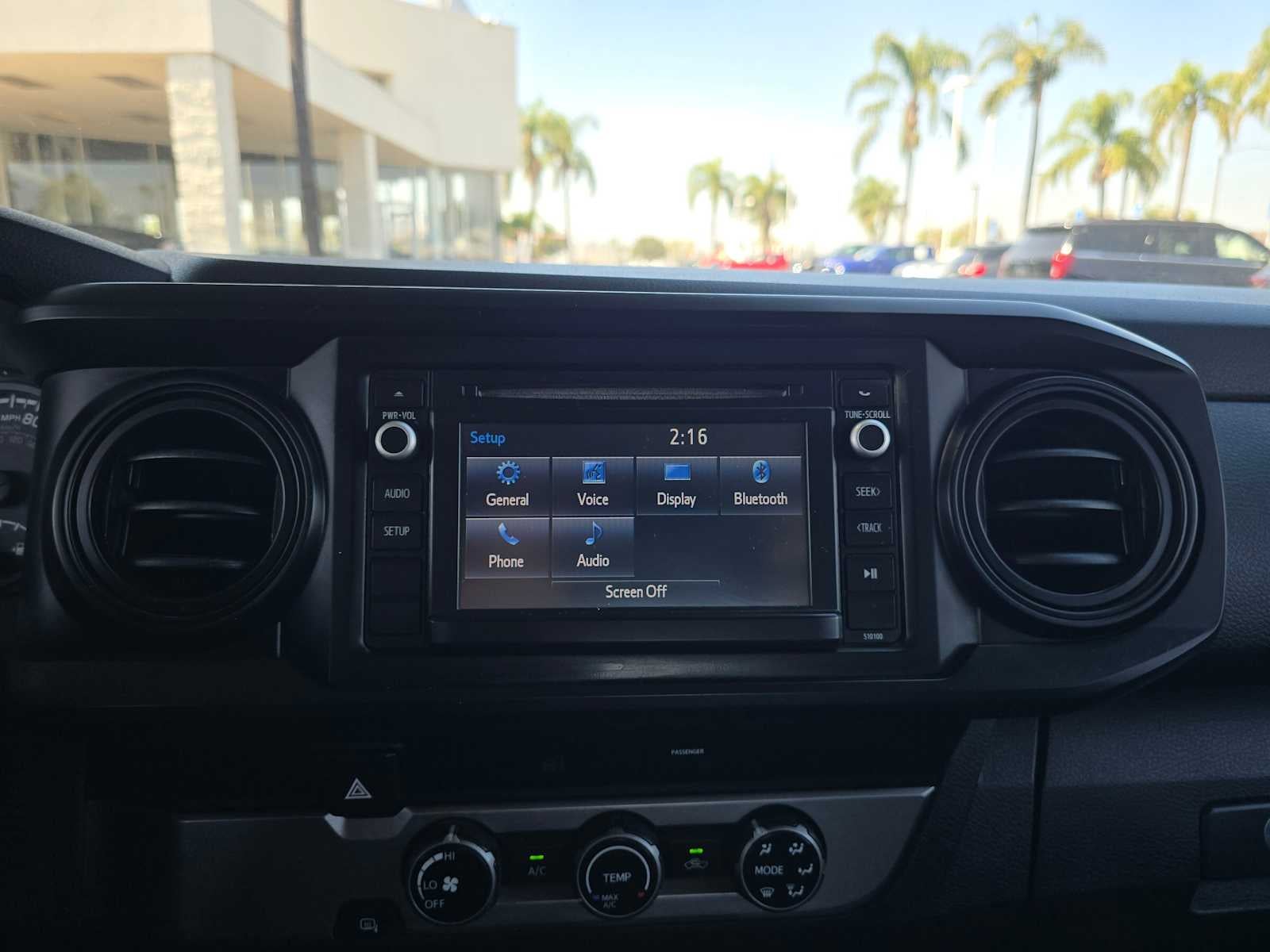2016 Toyota Tacoma SR