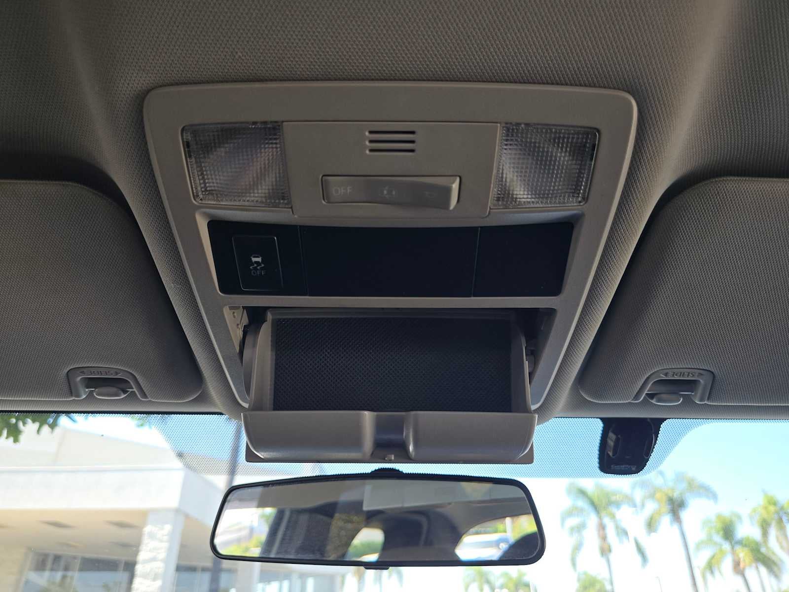 2016 Toyota Tacoma SR