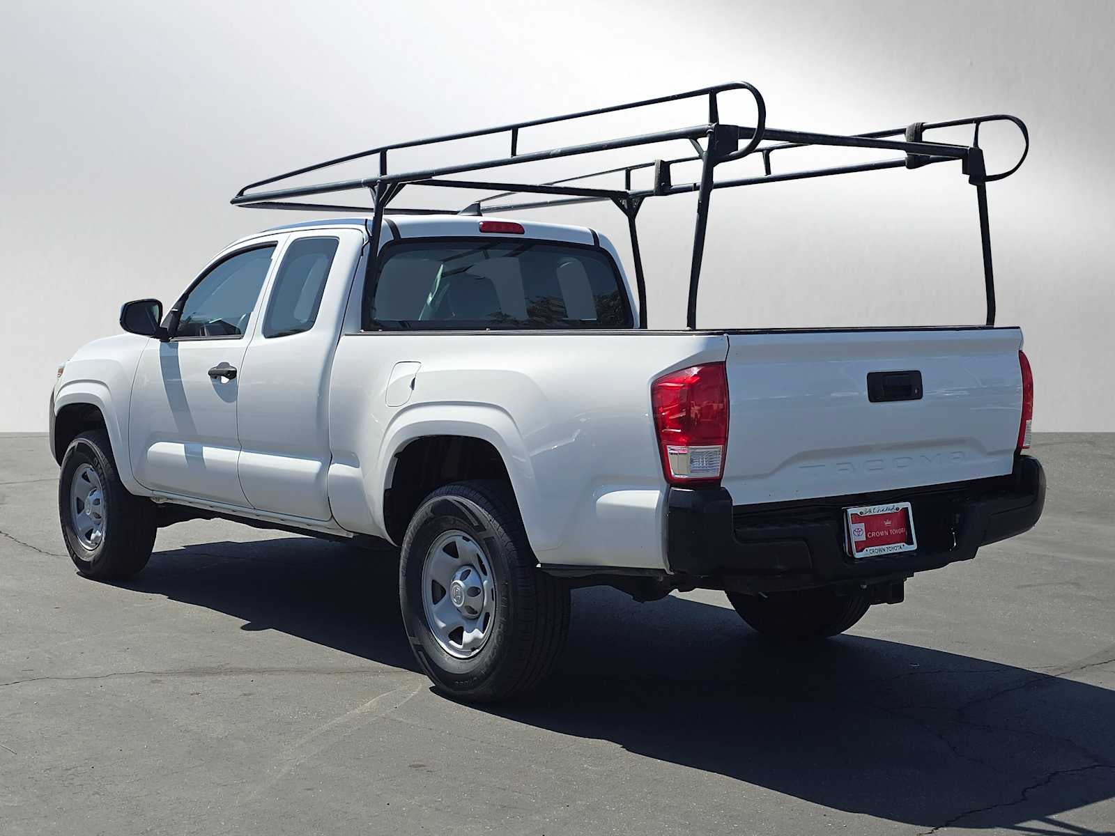 2016 Toyota Tacoma SR