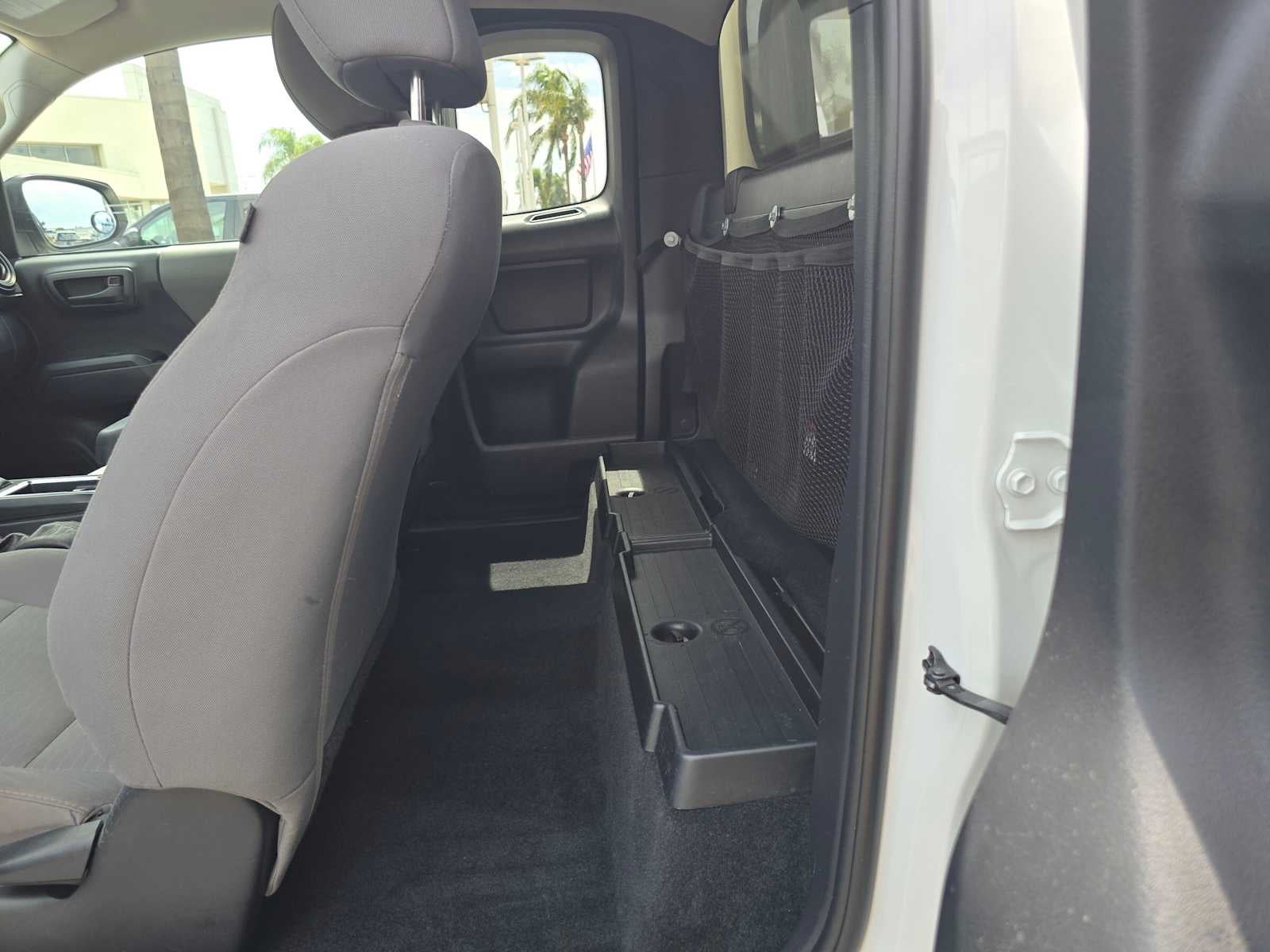 2019 Toyota Tacoma SR
