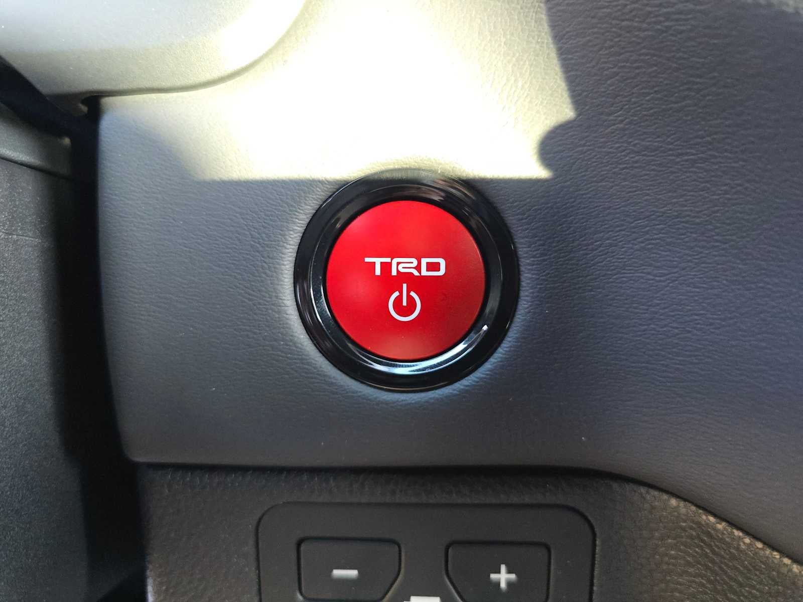 2025 Toyota Tundra Platinum Hybrid