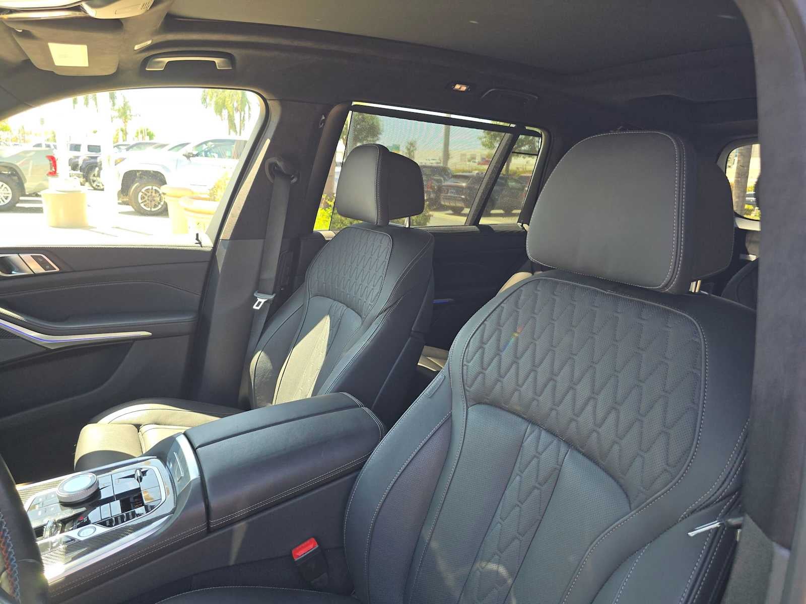 2024 BMW X7 M60i M60i