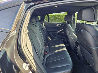 2022 BMW X6 xDrive40i xDrive40i