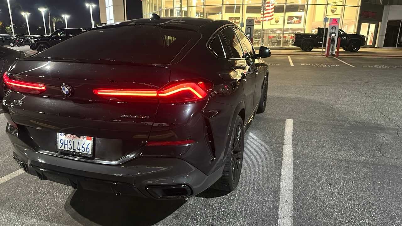 2022 BMW X6 xDrive40i xDrive40i