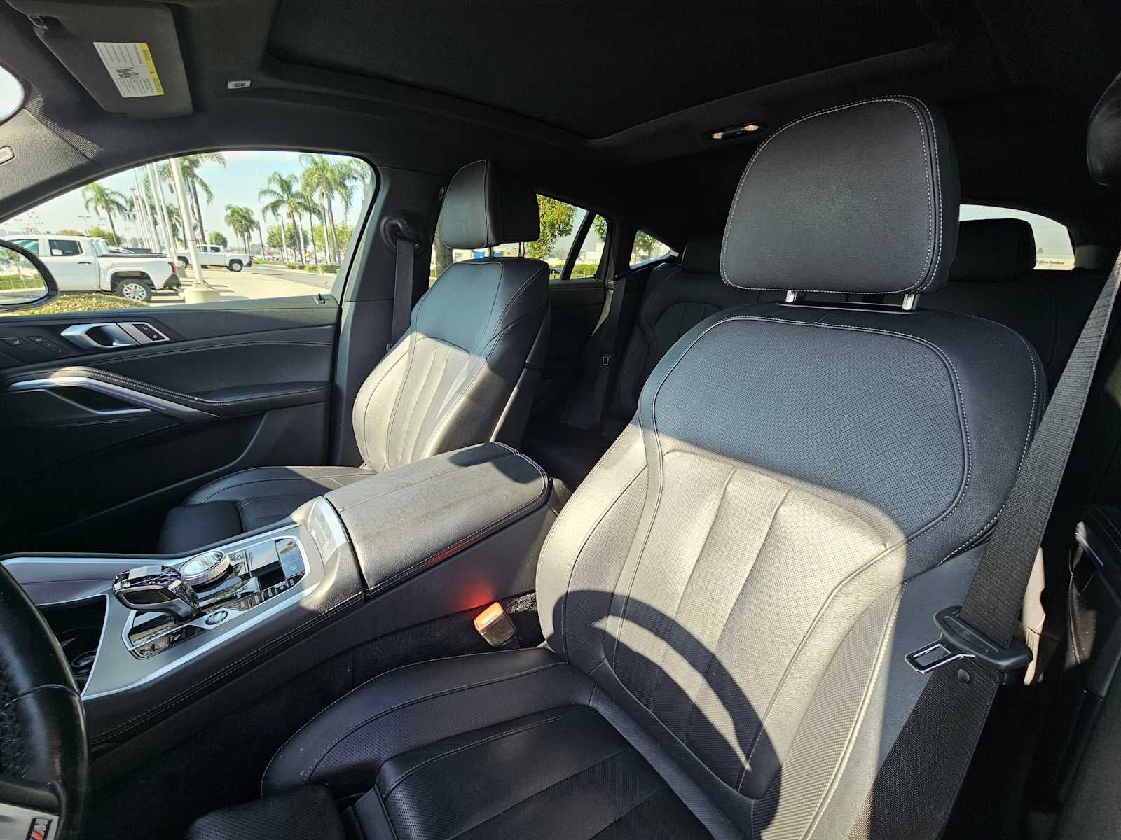 2022 BMW X6 xDrive40i xDrive40i