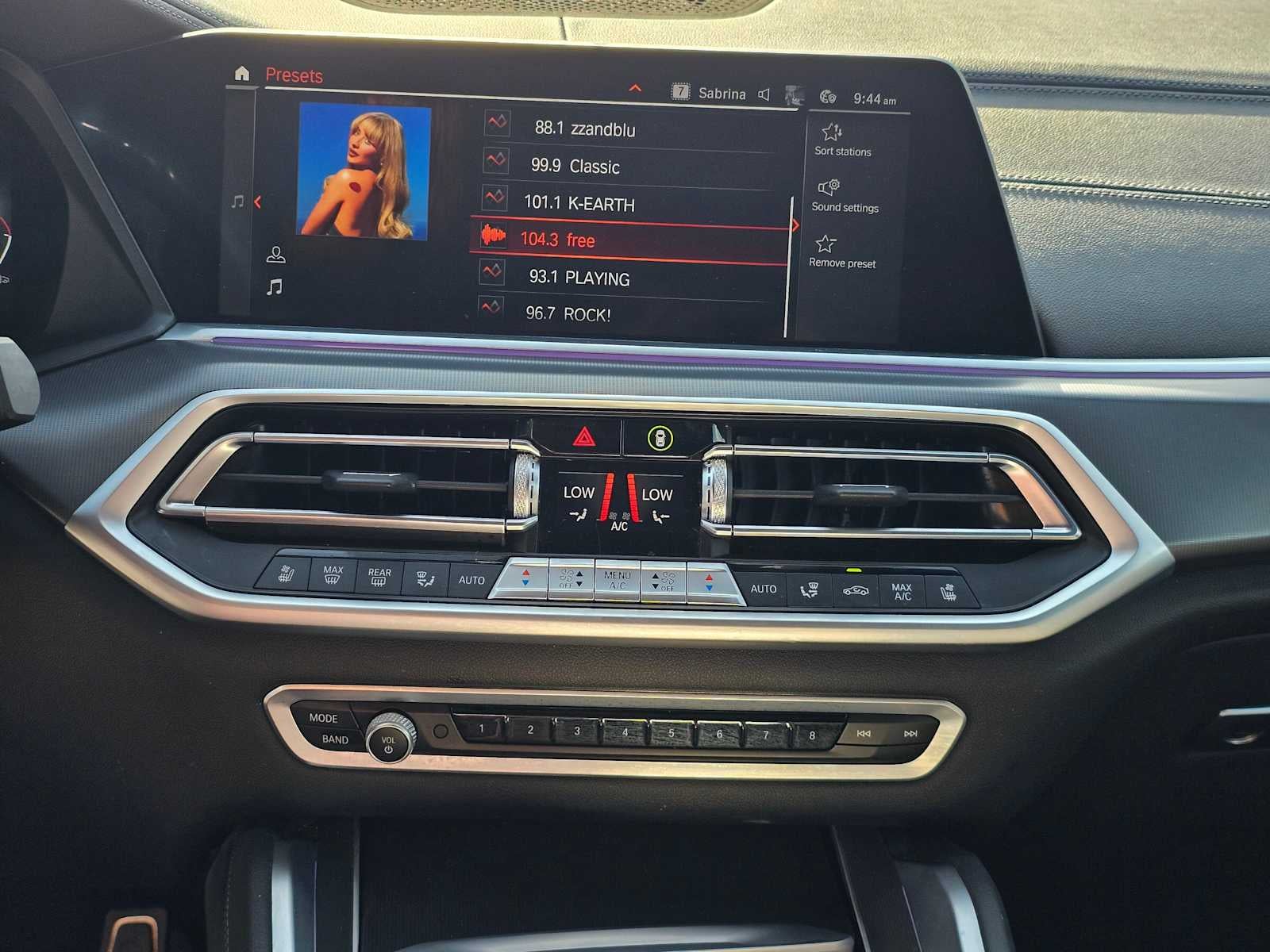 2022 BMW X6 xDrive40i xDrive40i